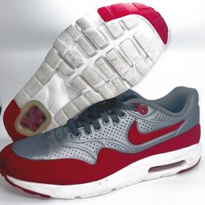 Air max 1 ultra moire 'gym red metallic grey' sz 8.5